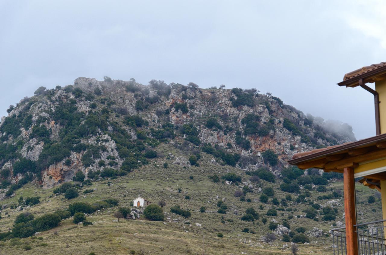 Levandes Houses Kalavryta Exterior foto