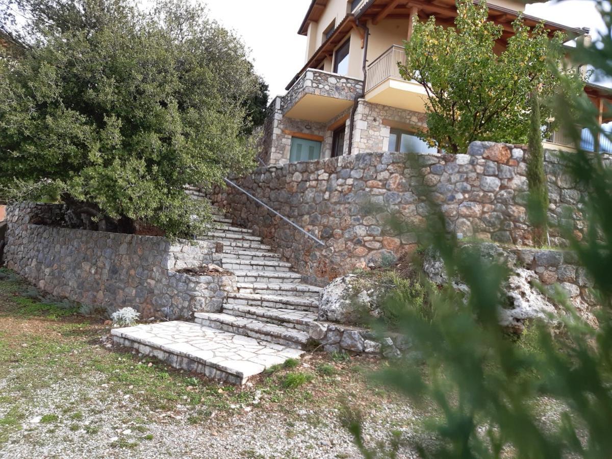 Levandes Houses Kalavryta Exterior foto