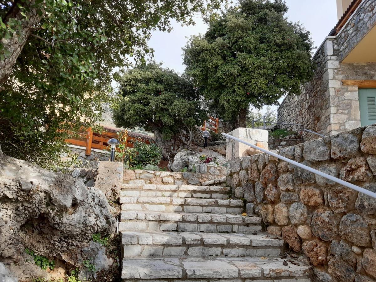 Levandes Houses Kalavryta Exterior foto