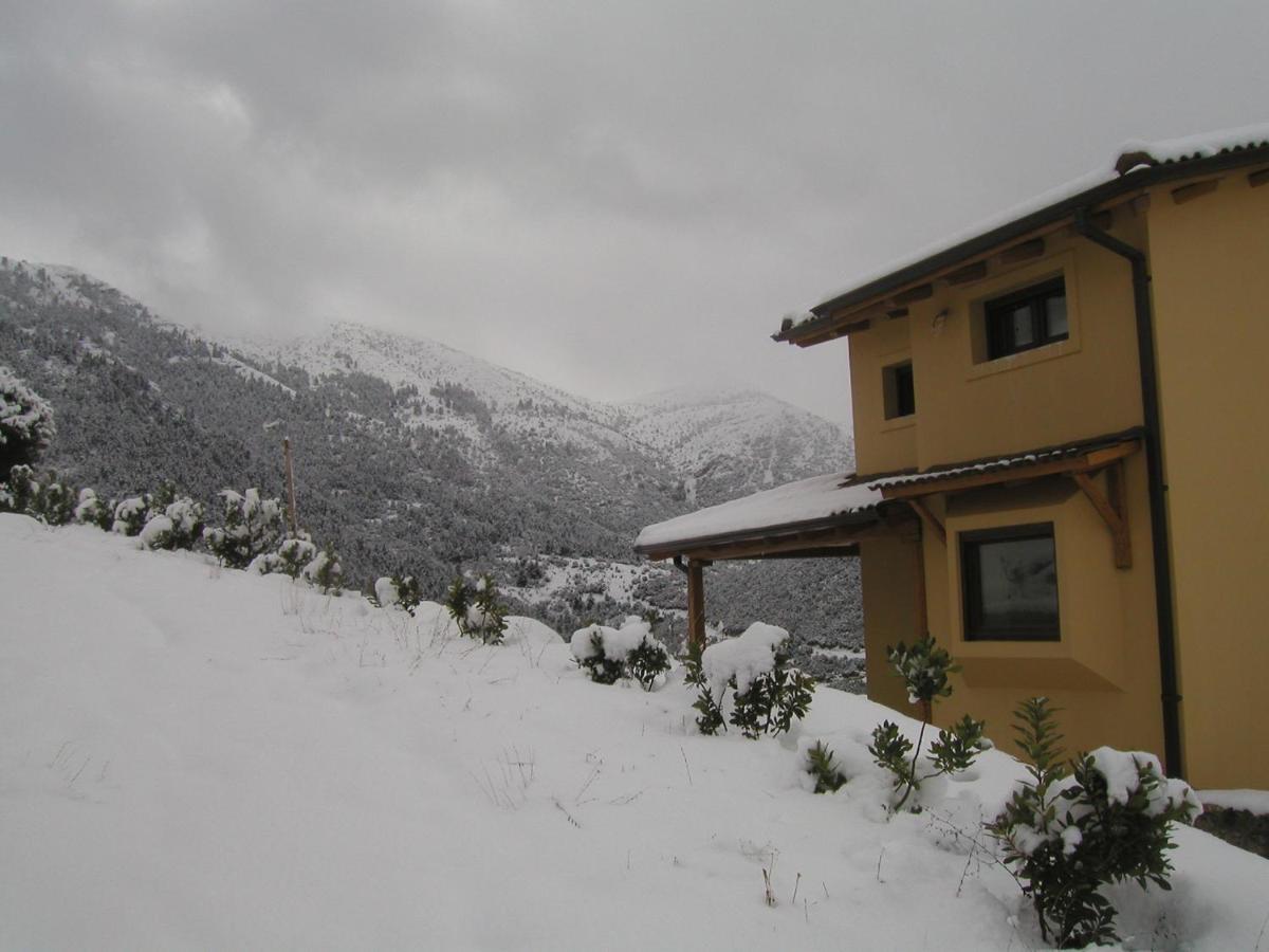 Levandes Houses Kalavryta Exterior foto